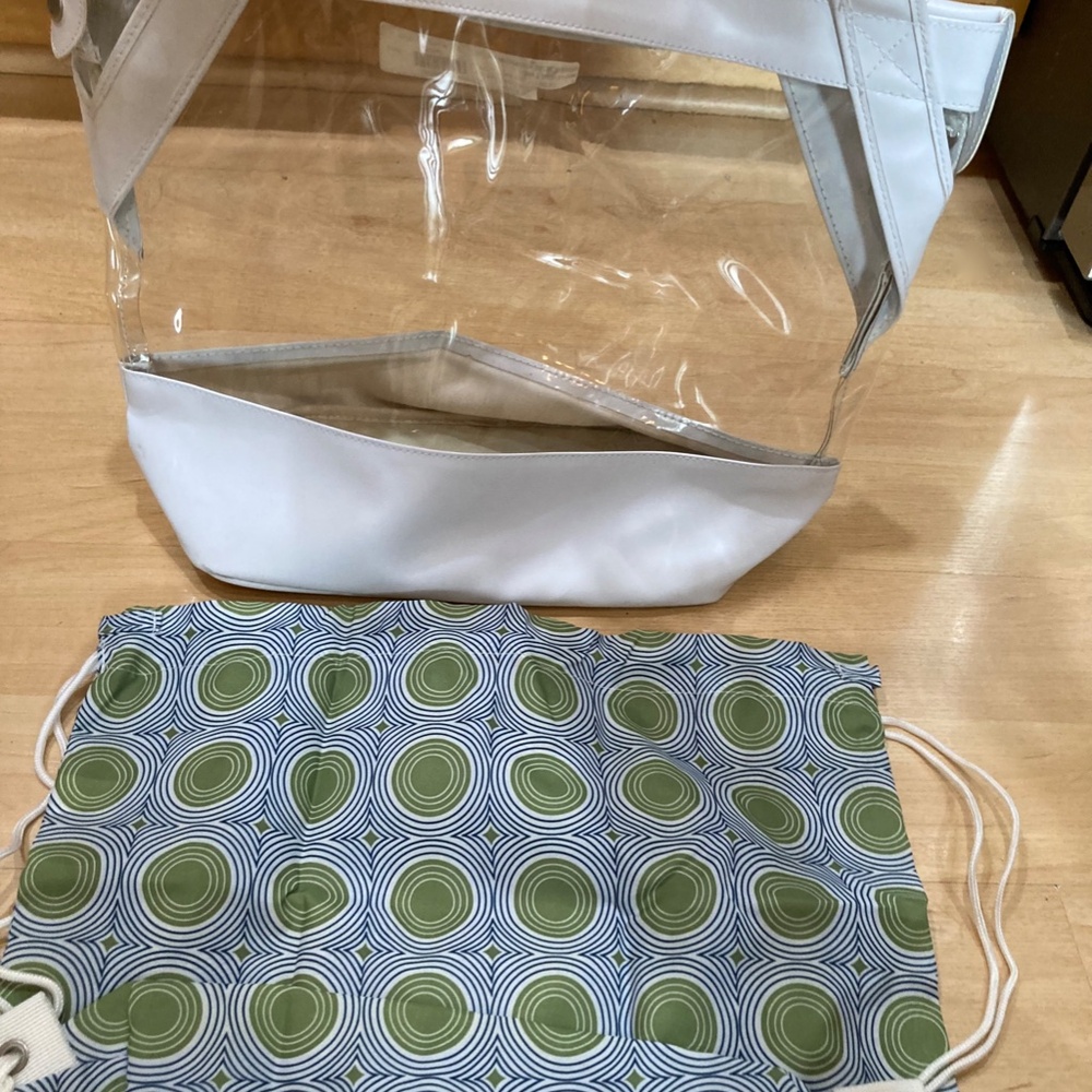 Soren Aquarium 2 in 1 Clear Tote Bag with removable Liner.